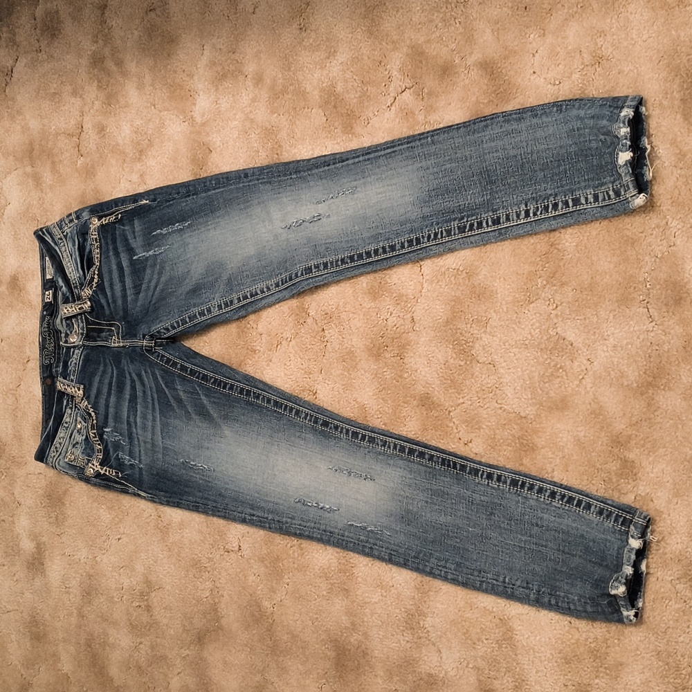 Miss Me Distressed Women's Jeans - Picture 2 of 11
